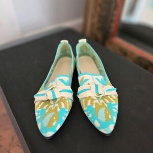 3 pairs of shoes - Size 9 US